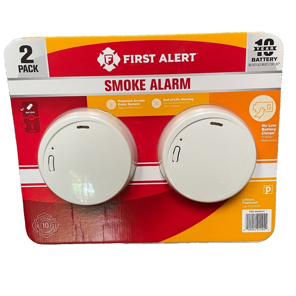 Brand New FIRST ALERT Smoke & Fire Alarm 2 Pack Photoelectric P1210CP2